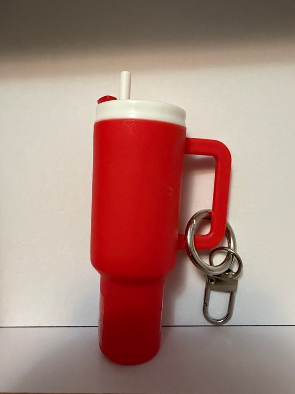 Red portable lipgloss holder Keychain with White Lid